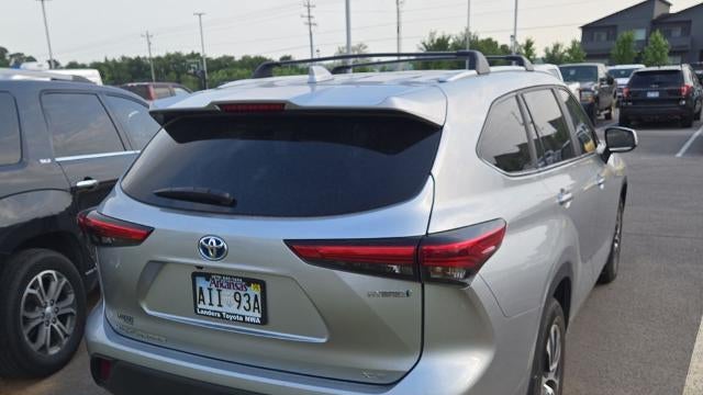 2023 Toyota Highlander Hybrid XLE