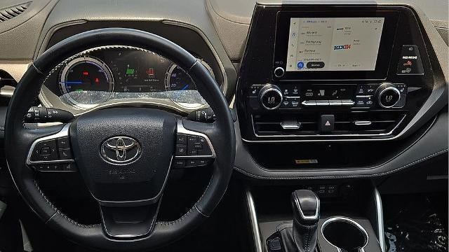 2023 Toyota Highlander Hybrid XLE