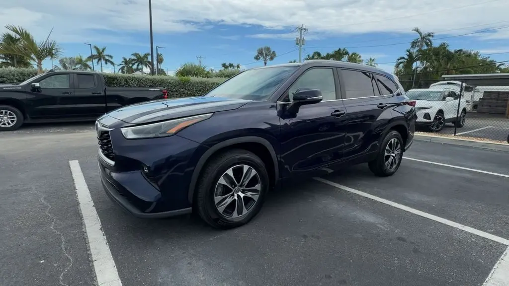 2023 Toyota Highlander - $38,980
