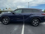 2023 Highlander Hybrid Thumbnail 5