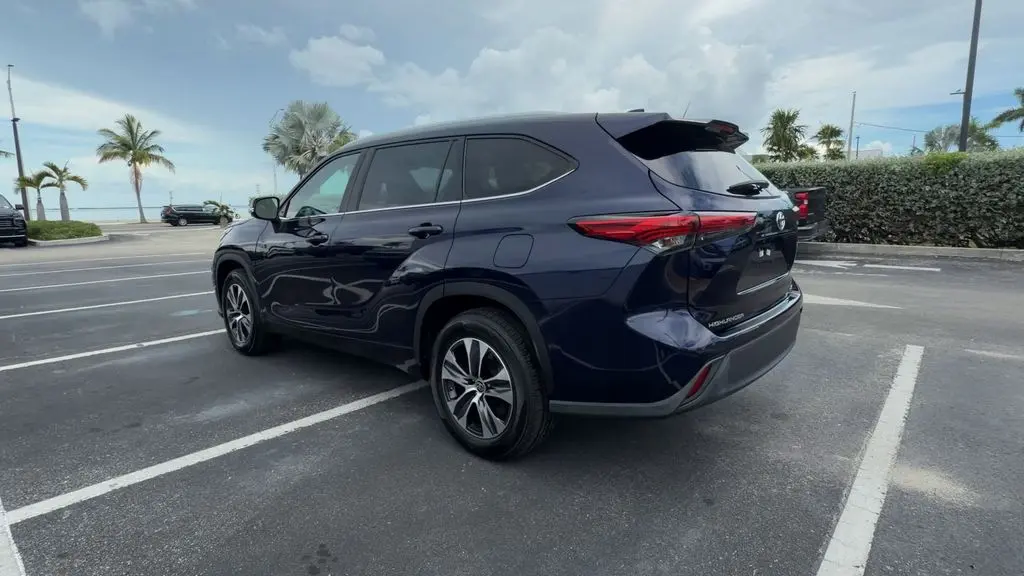 2023 Toyota Highlander - $38,980