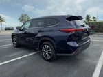 2023 Highlander Hybrid Thumbnail 6