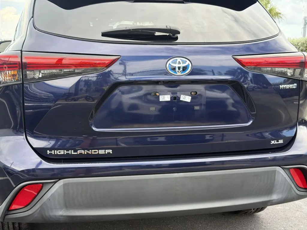 2023 Toyota Highlander - $38,980