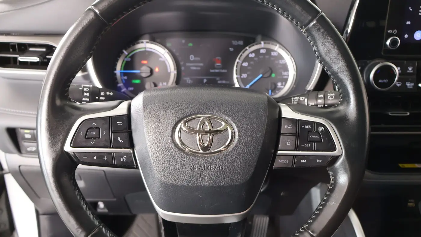 2023 Toyota Highlander Hybrid XLE