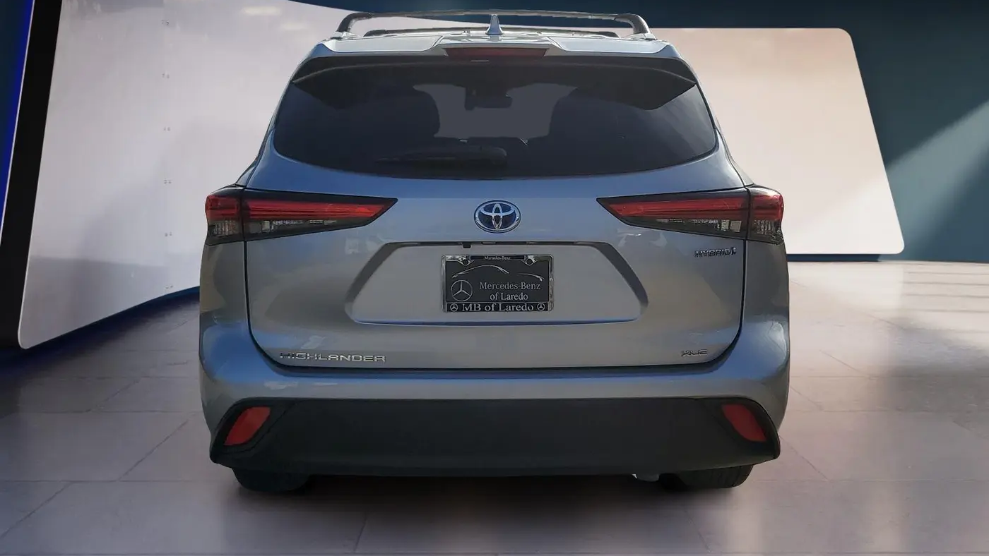 2023 Toyota Highlander Hybrid XLE