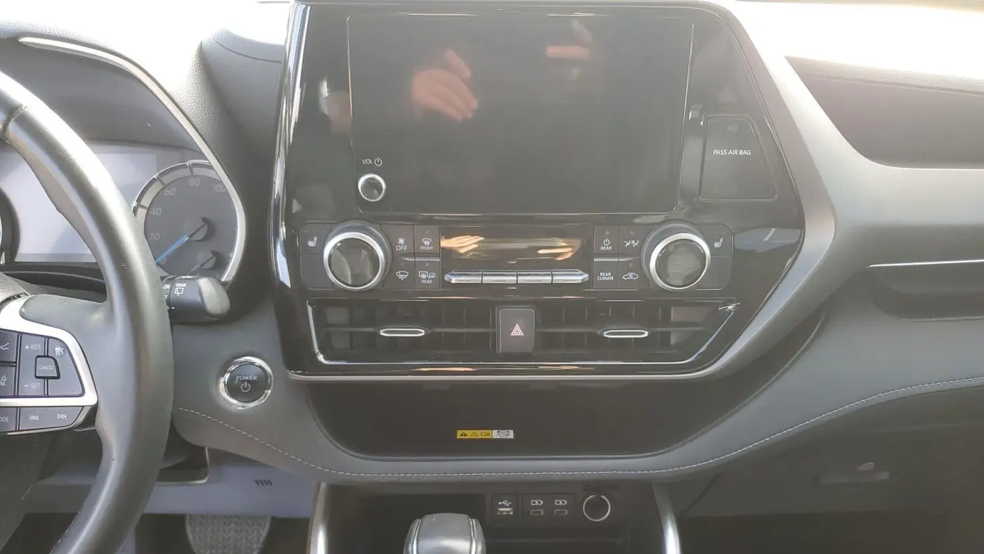 2023 Toyota Highlander Hybrid XLE