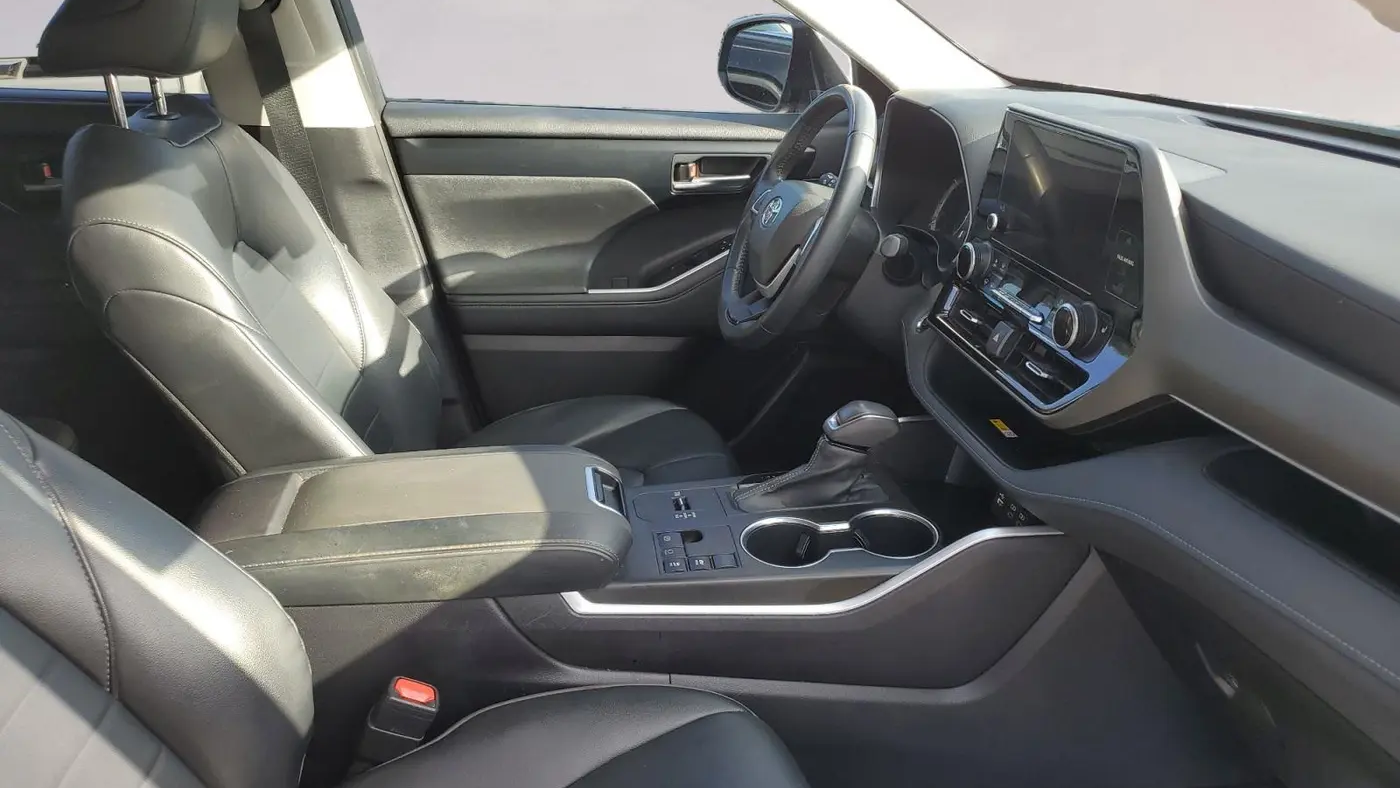 2023 Toyota Highlander Hybrid XLE