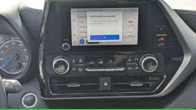 2024 Toyota Highlander Hybrid XLE