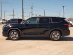 2023 Highlander Hybrid Thumbnail 3