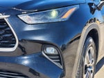 2023 Highlander Hybrid Thumbnail 10