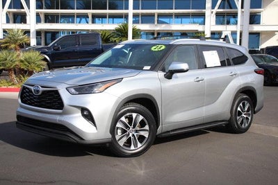 2023 Toyota Highlander Hybrid XLE 4DR SUV