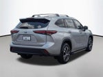 2024 Highlander Hybrid Thumbnail 5