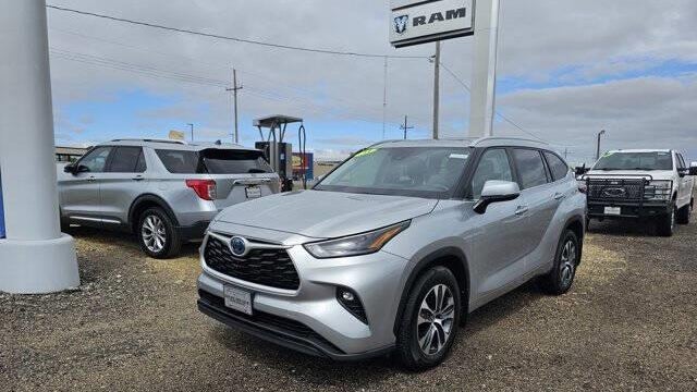 2023 Toyota Highlander Hybrid XLE