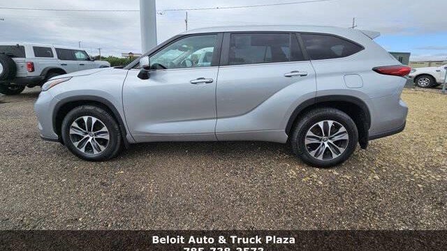 2023 Toyota Highlander Hybrid XLE
