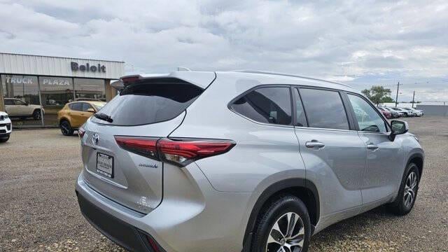 2023 Toyota Highlander Hybrid XLE
