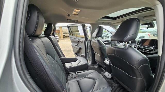 2023 Toyota Highlander Hybrid XLE