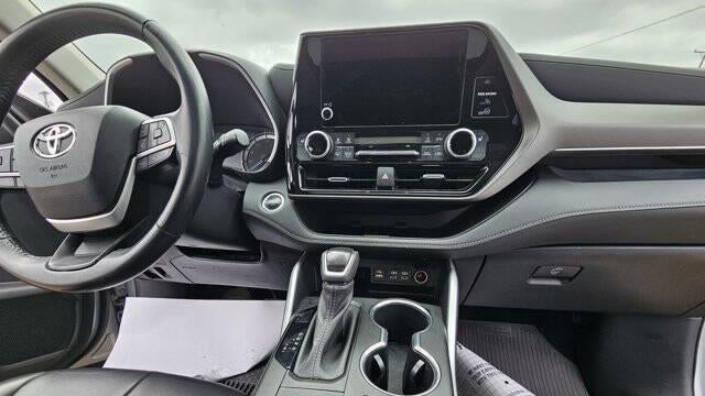 2023 Toyota Highlander Hybrid XLE