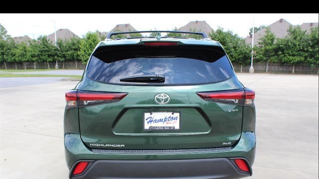 2025 Toyota Highlander Hybrid XLE