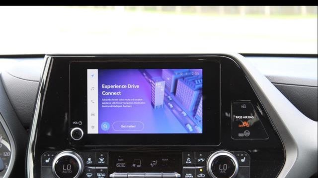 2025 Toyota Highlander Hybrid XLE