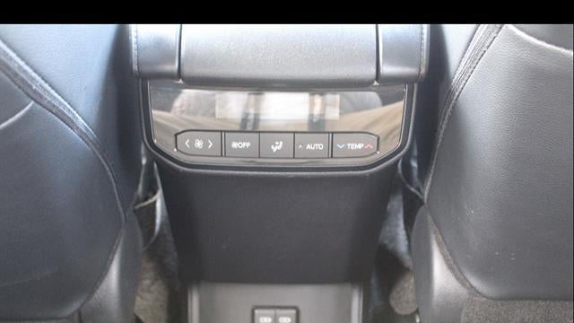 2025 Toyota Highlander Hybrid XLE