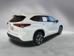 2024 Highlander Hybrid Thumbnail 42