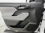 2023 Highlander Hybrid Thumbnail 12