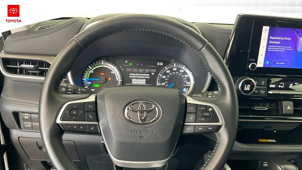 2025 Toyota Highlander Hybrid XLE