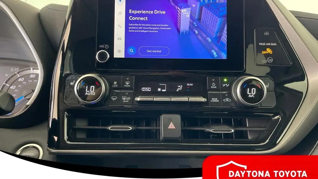2025 Toyota Highlander Hybrid XLE