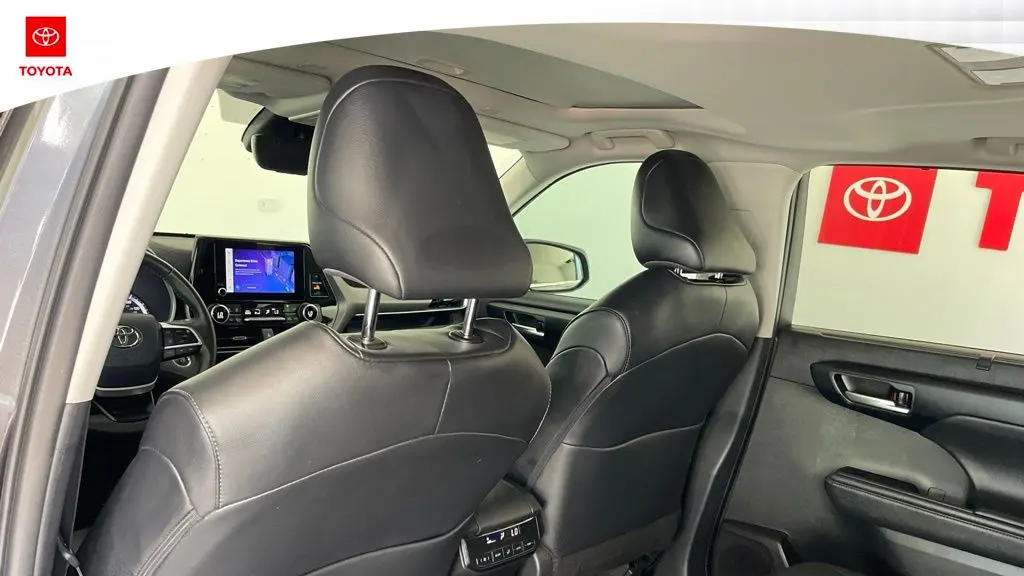 2025 Toyota Highlander Hybrid XLE