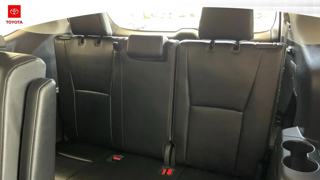 2025 Toyota Highlander Hybrid XLE