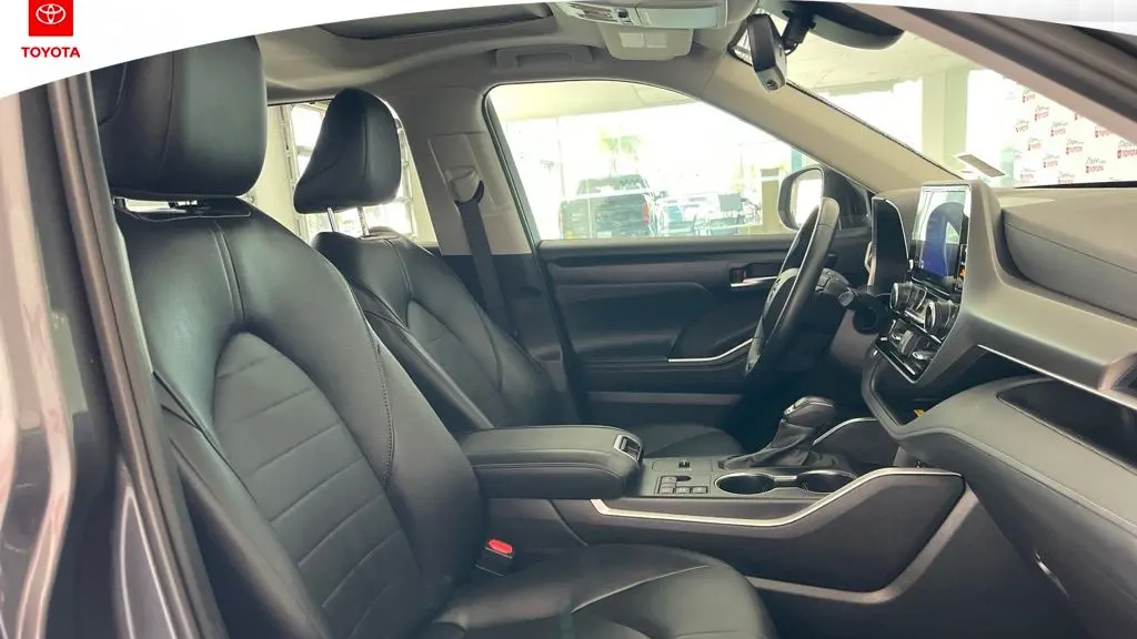 2025 Toyota Highlander Hybrid XLE