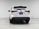 2023 Highlander Hybrid Thumbnail 6