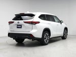 2023 Highlander Hybrid Thumbnail 8