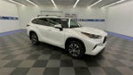 2024 Highlander Hybrid Thumbnail 2
