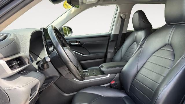 2023 Toyota Highlander Hybrid XLE
