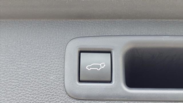 2025 Toyota Highlander Hybrid XLE Nightshade