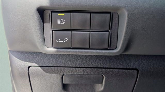 2025 Toyota Highlander Hybrid XLE Nightshade