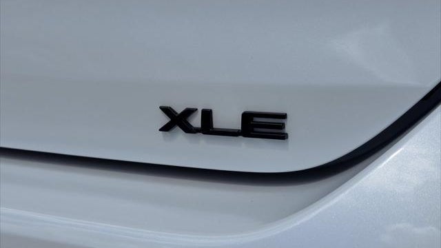 2025 Toyota Highlander Hybrid XLE Nightshade