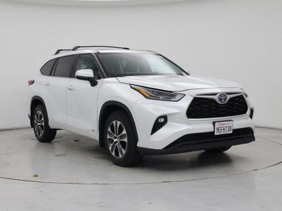 2023 Toyota Highlander Hybrid AWD XLE 4DR SUV
