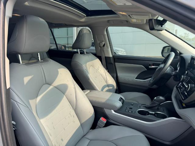 2025 Toyota Highlander - $45,989