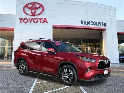 2024 Toyota Highlander Hybrid AWD XLE 4DR SUV