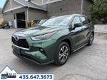 2025 Highlander Hybrid Thumbnail 3