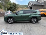 2025 Highlander Hybrid Thumbnail 4