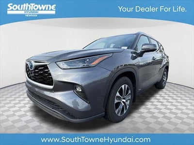 2023 Toyota Highlander Hybrid AWD XLE 4DR SUV