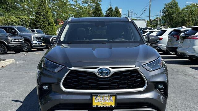 2023 Toyota Highlander Hybrid XLE