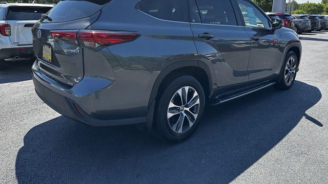 2023 Toyota Highlander Hybrid XLE