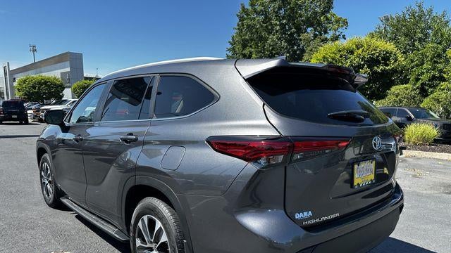2023 Toyota Highlander Hybrid XLE