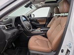 2025 Highlander Hybrid Thumbnail 11