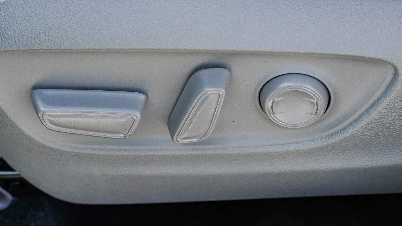 2025 Toyota Highlander Hybrid XLE