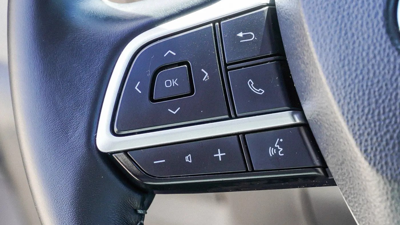 2025 Toyota Highlander Hybrid XLE